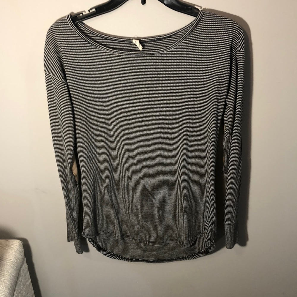 Women’s shirt